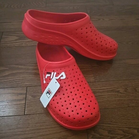Fila bright red impel slide sandals clogs Crocs size 9 - Picture 1 of 8